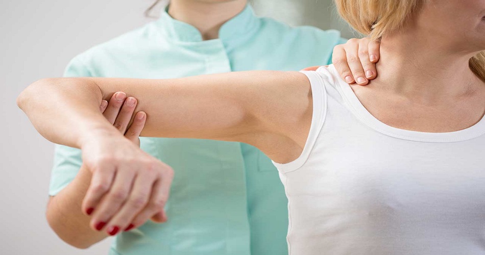 Осмотр плечевого сустава при болях в руке